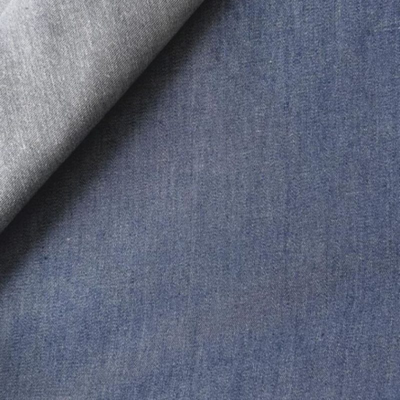 Denim brut épais bleu intemporel